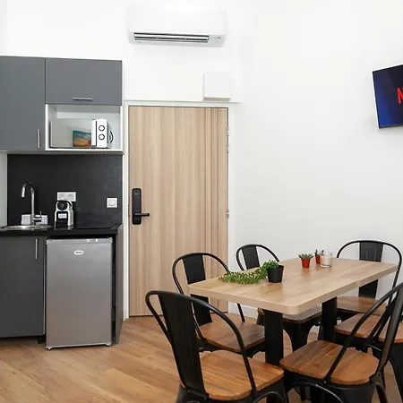 Apartment Nets - La Coulee Verte *